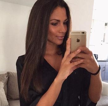 , 21  female escort, Victoria