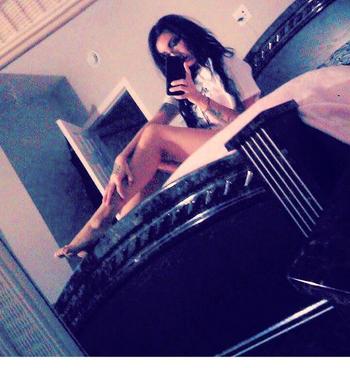 , 21  female escort, Victoria