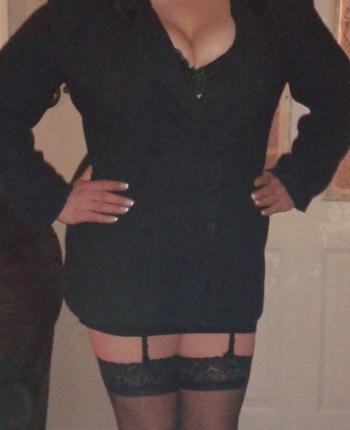 , 40  female escort, Victoria