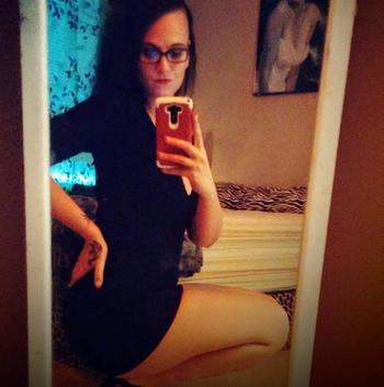 , 32  female escort, Victoria