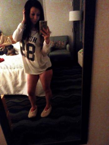 , 20  female escort, Victoria