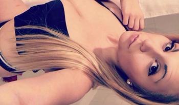 , 22  female escort, Victoria