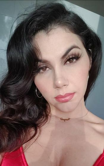 Ritika, 23 Indo Canadian female escort, Victoria