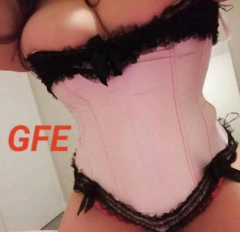 Shayla, 22 Caucasian female escort, Victoria