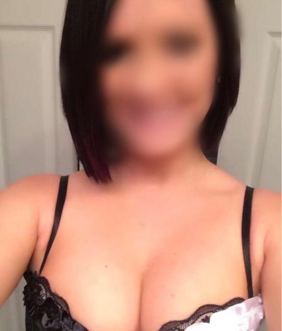 escort photo 28